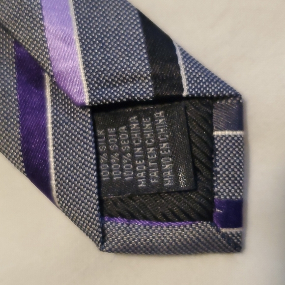 Men's Geoffrey Beene purple, grey and black stripped tie - Picture 3 of 5